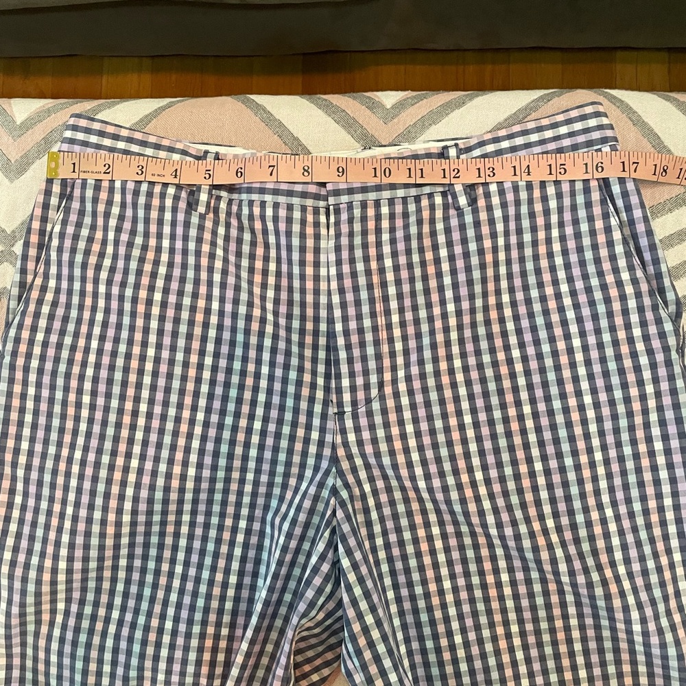 Vineyard Vines Breaker Short - Picture 5 of 9